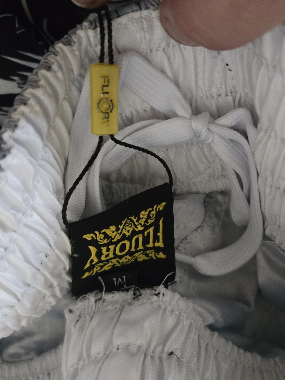 Floury Mens MTSF113 Dragon Vs Tiger Thai Boxing Shorts Medium